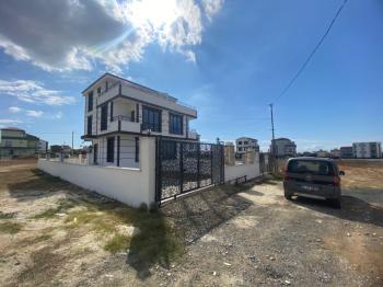 Kanat Emlak'tan Marmara Ereğlisi Dereağzı Mahallesinde 3+1 Satılık Villa