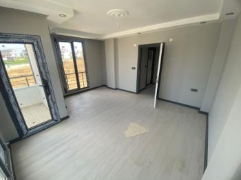 Kanat Emlak'tan Marmara Ereğlisi Dereağzı Mahallesinde 3+1 Satılık Villa