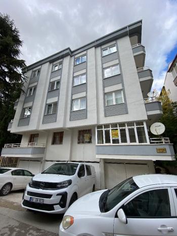 GÜVENAY - ÇORUM KARAKEÇİLİ ATATÜRK LİSESİ ARKASINDA 3+1 KİRALIK DAİRE 