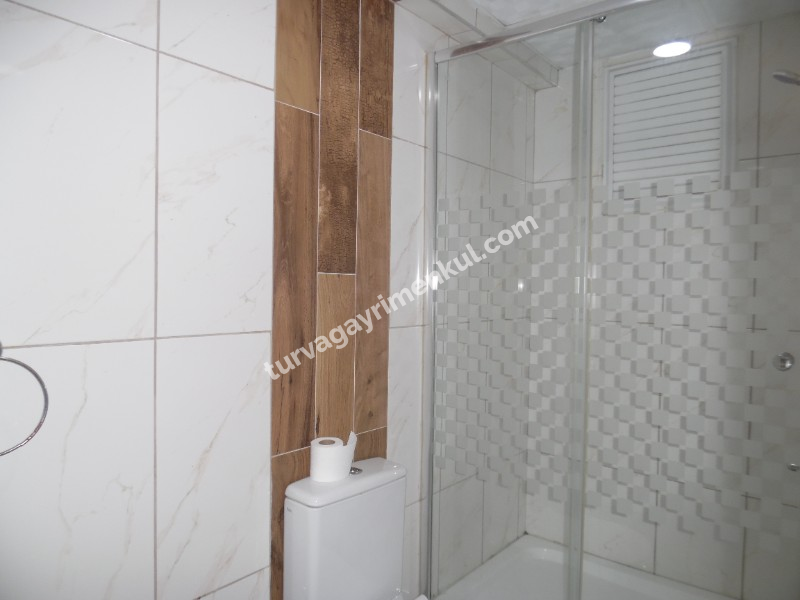 ÇORLUDA RESMİ KURUMLARA YAKIN 2+1 GİRİŞ KAT DAİRE 