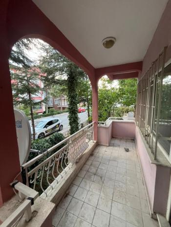 AFYON ÜÇOK EMLAKTAN MAREŞAL F ÇAKMAK MAH KİRALIK 3+1 1 KAT DAİRE