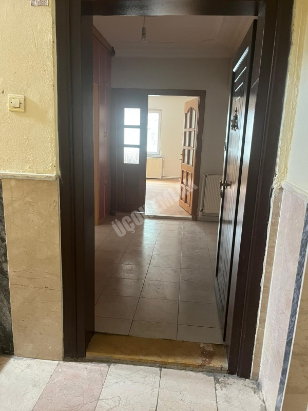 AFYON ÜÇOK EMLAKTAN MAREŞAL F ÇAKMAK MAH KİRALIK 3+1 1 KAT DAİRE