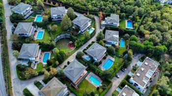 ÇEKMEKÖY MAYA VERA'DA SATILIK TOWNHOUSE VİLLA