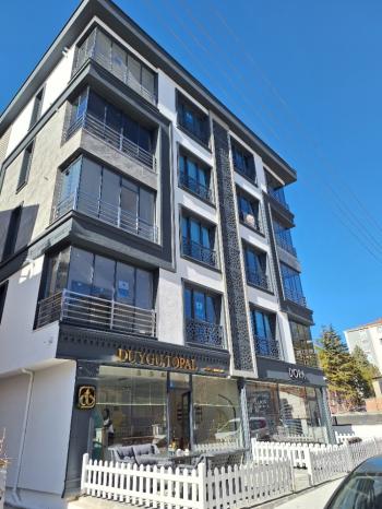 GÜVENAY - ÇORUM BAHÇELİEVLER MAH.BAHÇELİEVLER OKULU KARŞISI 1+1 SATILIK DAİRE