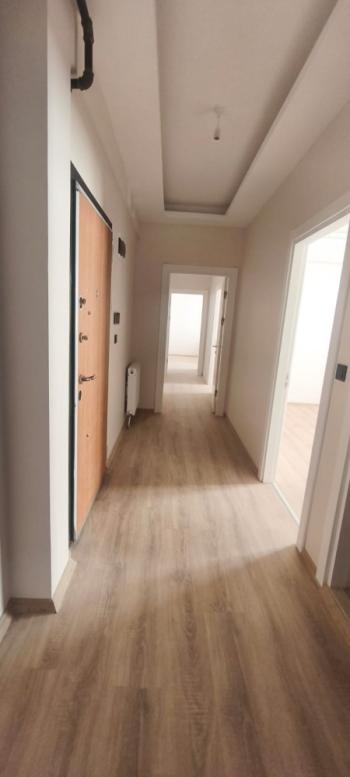 GÜVENAY - ÇORUM BAHÇELİEVLER İSMAİL KAKAÇ OKULU CİVARI SATILIK 3+1 LÜKS DAİRE