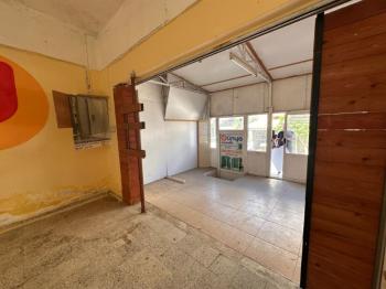 ALSANCAK  BELEDİYESİ  ANA YOL  ÜZERİ  SATILIK DÜKKAN 