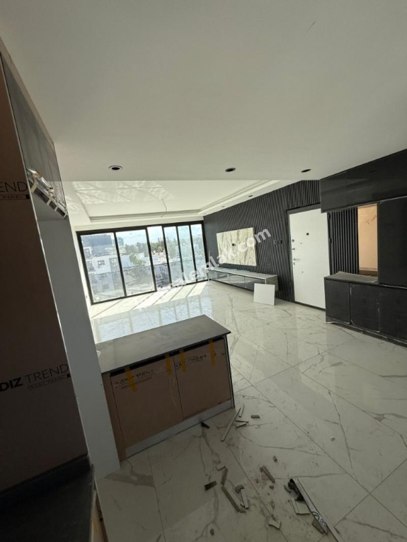 KÜÇÜK KAYMAKLI' DA YENİ SIFIR SATILIK DAİRELER 