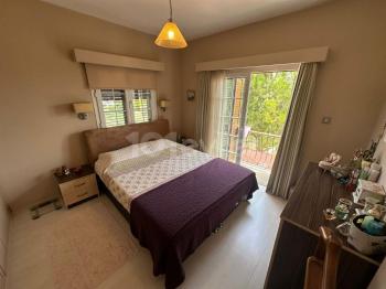 Girne Karaoğlanoğlu’nda Ortak Havuzlu Sitede 3+1, Satılık Dubleks Villa