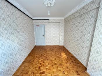 EMLAK HABERCİSİ 'NDEN MUDANYA GÜZELYALI'DA SAHİLE SIFIR , PANORAMİK DENİZ MANZARALI 110 m2 GENİŞ 2+1 DAİRE