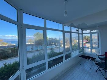 EMLAK HABERCİSİ 'NDEN MUDANYA GÜZELYALI'DA SAHİLE SIFIR , PANORAMİK DENİZ MANZARALI 110 m2 GENİŞ 2+1 DAİRE