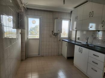 EMLAK HABERCİSİ 'NDEN MUDANYA ÖMERBEY'DE  PANORAMİK DENİZ MANZARALI OTOPARKLI SİTEDE 3+1 GENİŞ ARA KAT DAİRE