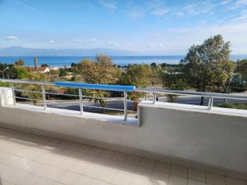 EMLAK HABERCİSİ 'NDEN MUDANYA ÖMERBEY'DE  PANORAMİK DENİZ MANZARALI OTOPARKLI SİTEDE 3+1 GENİŞ ARA KAT DAİRE