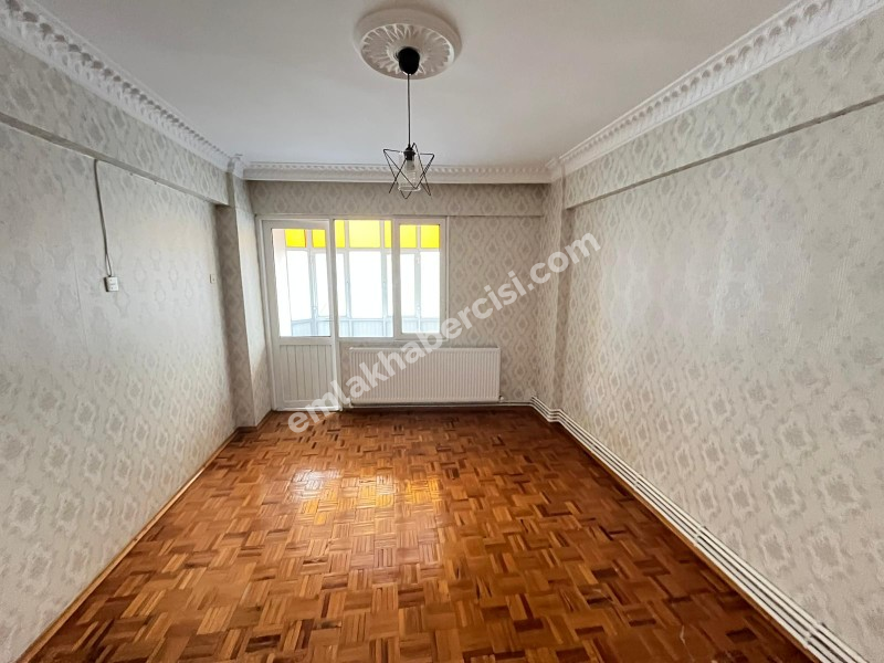 EMLAK HABERCİSİ 'NDEN MUDANYA GÜZELYALI'DA SAHİLE SIFIR , PANORAMİK DENİZ MANZARALI 110 m2 GENİŞ 2+1 DAİRE