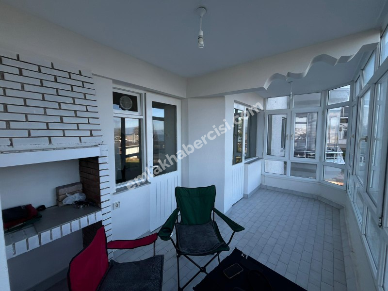 EMLAK HABERCİSİ 'NDEN MUDANYA GÜZELYALI'DA SAHİLE SIFIR , PANORAMİK DENİZ MANZARALI 110 m2 GENİŞ 2+1 DAİRE