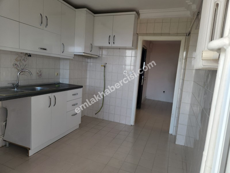 EMLAK HABERCİSİ 'NDEN MUDANYA ÖMERBEY'DE  PANORAMİK DENİZ MANZARALI OTOPARKLI SİTEDE 3+1 GENİŞ ARA KAT DAİRE