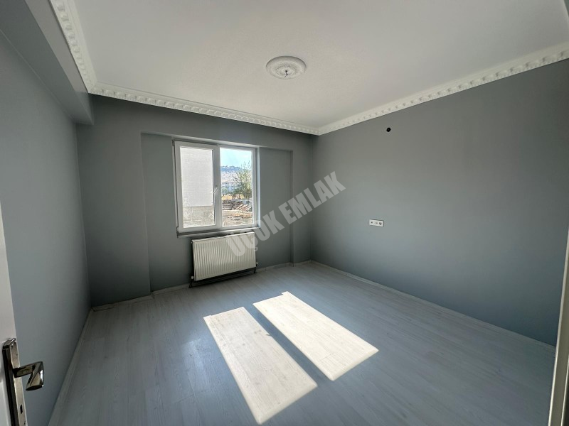 AFYON ÜÇOK EMLAKTAN KANLICA MAH KİRALIK 3+1 LÜX DAİRE