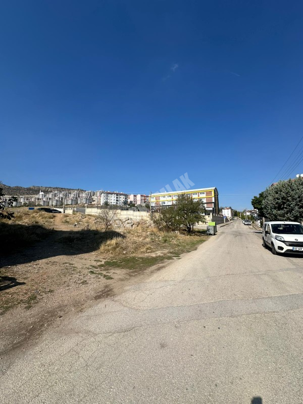 AFYON ÜÇOK EMLAKTAN KANLICA MAH KİRALIK 3+1 LÜX DAİRE