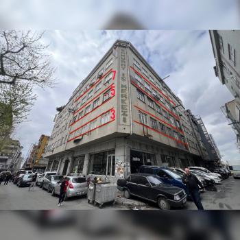 GÜNGÖREN SANAYİDE İŞ HANINDA 3 KAT 900M2 SATILIK İMALATHANE.