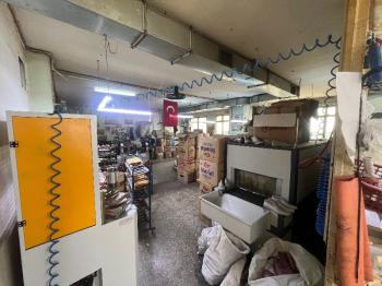 GÜNGÖREN SANAYİDE İŞ HANINDA 3 KAT 900M2 SATILIK İMALATHANE.