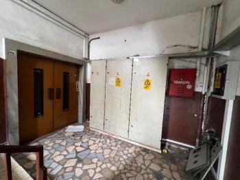 GÜNGÖREN SANAYİDE İŞ HANINDA 3 KAT 900M2 SATILIK İMALATHANE.