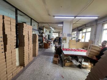 GÜNGÖREN SANAYİDE İŞ HANINDA 3 KAT 900M2 SATILIK İMALATHANE.