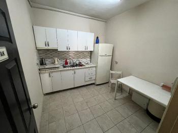 GÜNGÖREN SANAYİDE İŞ HANINDA 3 KAT 900M2 SATILIK İMALATHANE.