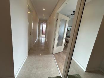 MERDİVENKÖY’DE 100 m2 ÖZEL TERASLI GENİŞ 2+1 SATILIK DAİRE