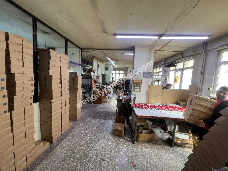 GÜNGÖREN SANAYİDE İŞ HANINDA 3 KAT 900M2 SATILIK İMALATHANE.