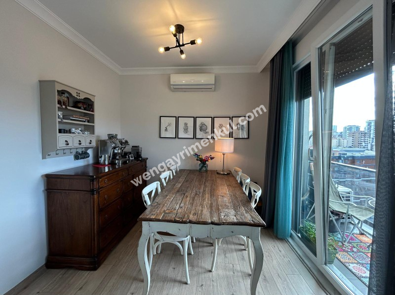 MERDİVENKÖY’DE 100 m2 ÖZEL TERASLI GENİŞ 2+1 SATILIK DAİRE