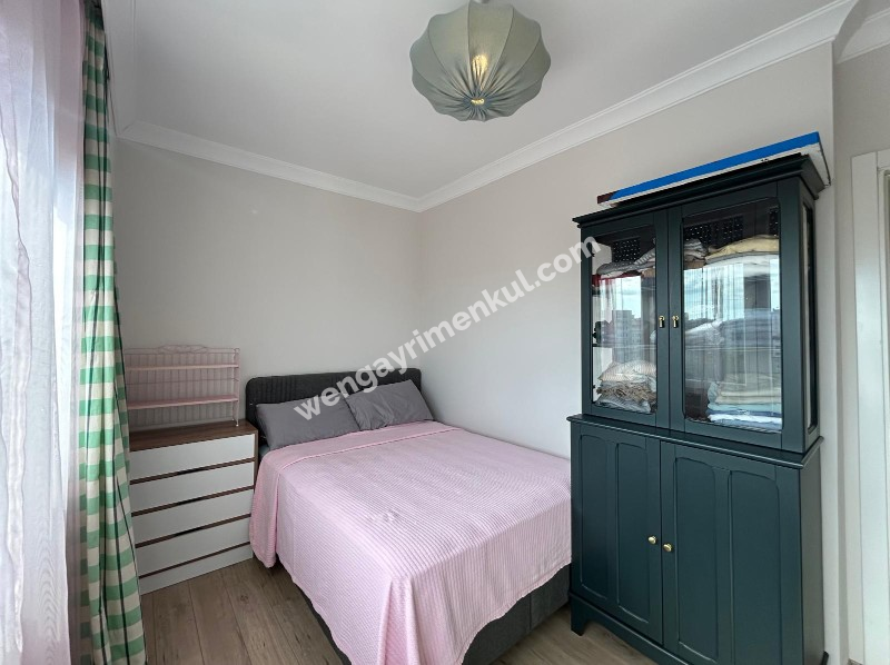 MERDİVENKÖY’DE 100 m2 ÖZEL TERASLI GENİŞ 2+1 SATILIK DAİRE