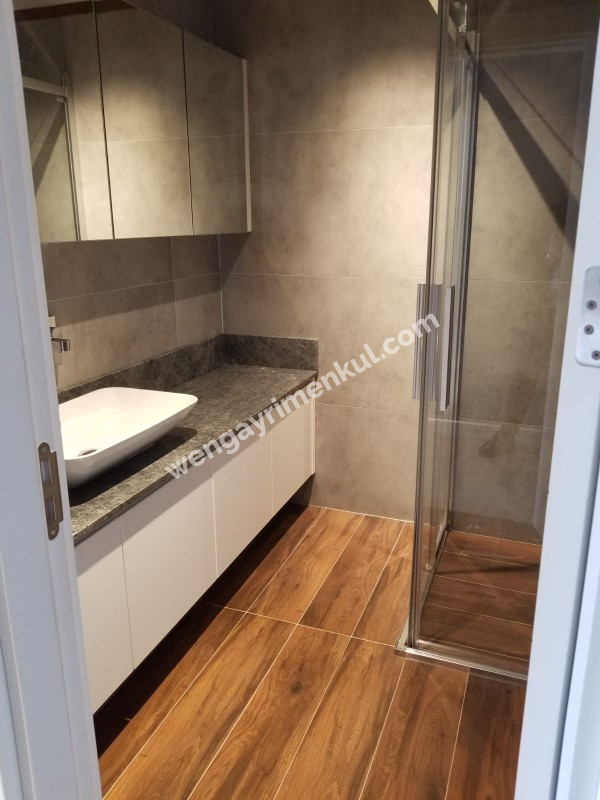 SARIYER TARABYA VADİ KONAKLARI 2+1 LÜX DAİRE ACİL SATILIK