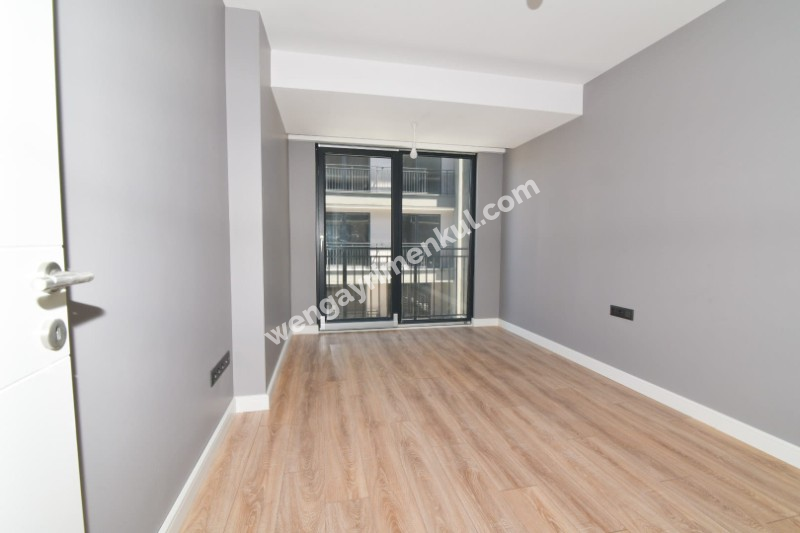 SARIYER TARABYA VADİ KONAKLARI 2+1 LÜX DAİRE ACİL SATILIK