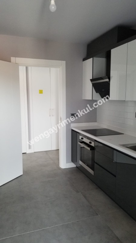 SARIYER TARABYA VADİ KONAKLARI 2+1 LÜX DAİRE ACİL SATILIK