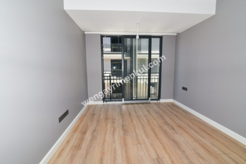 SARIYER TARABYA VADİ KONAKLARI 2+1 LÜX DAİRE ACİL SATILIK