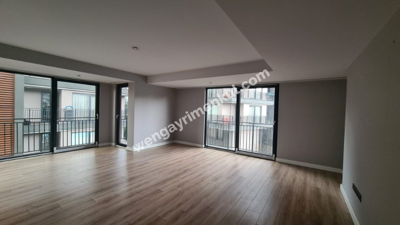 SARIYER TARABYA VADİ KONAKLARI 2+1 LÜX DAİRE ACİL SATILIK