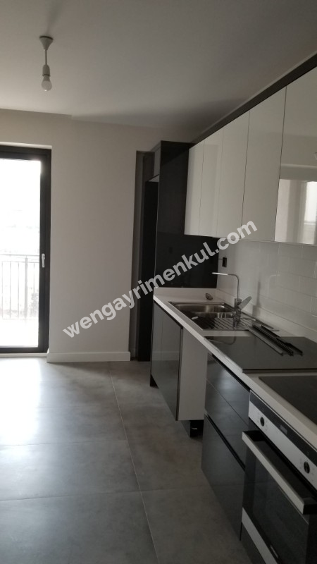 SARIYER TARABYA VADİ KONAKLARI 2+1 LÜX DAİRE ACİL SATILIK