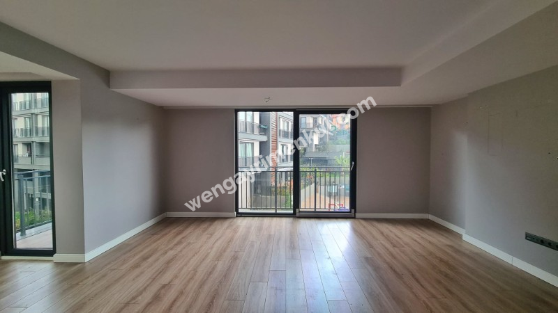 SARIYER TARABYA VADİ KONAKLARI 2+1 LÜX DAİRE ACİL SATILIK