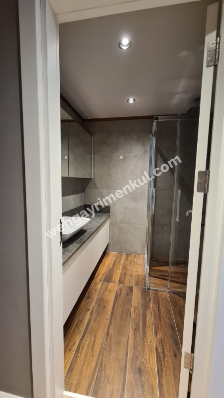 SARIYER TARABYA VADİ KONAKLARI 2+1 LÜX DAİRE ACİL SATILIK
