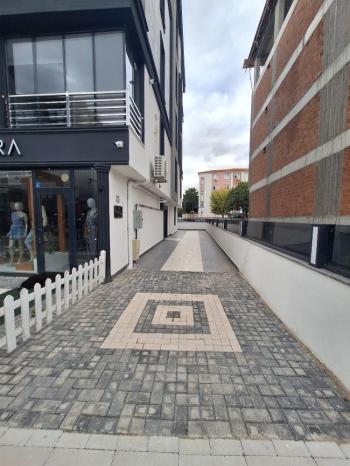 GÜVENAY - ÇORUM BAHÇELİEVLER MAH.BAHÇELİEVLER OKULU KARŞISI 1+1 SATILIK DAİRE