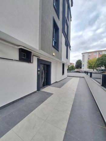 GÜVENAY - ÇORUM BAHÇELİEVLER MAH.BAHÇELİEVLER OKULU KARŞISI 1+1 SATILIK DAİRE