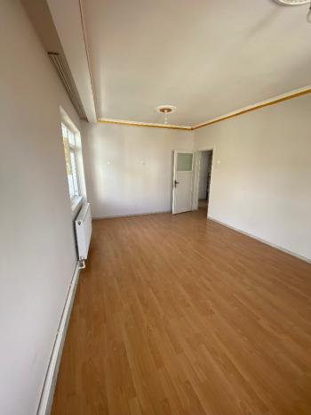 GÜVENAY - ÇORUM ULUKAVAK ÇATALHAVUZ CAMİİ KARŞISI SATILIK DAİRE