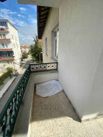 GÜVENAY - ÇORUM ULUKAVAK ÇATALHAVUZ CAMİİ KARŞISI SATILIK DAİRE
