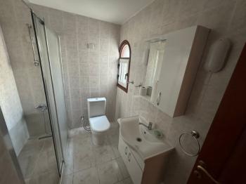 HAMİTKÖY' DE AYLIK ÖDEMELİ  EŞYASIZ MÜSTAKİL EV 