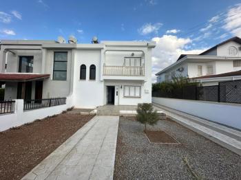 HAMİTKÖY' DE AYLIK ÖDEMELİ  EŞYASIZ MÜSTAKİL EV 