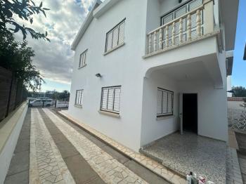 HAMİTKÖY' DE AYLIK ÖDEMELİ  EŞYASIZ MÜSTAKİL EV 