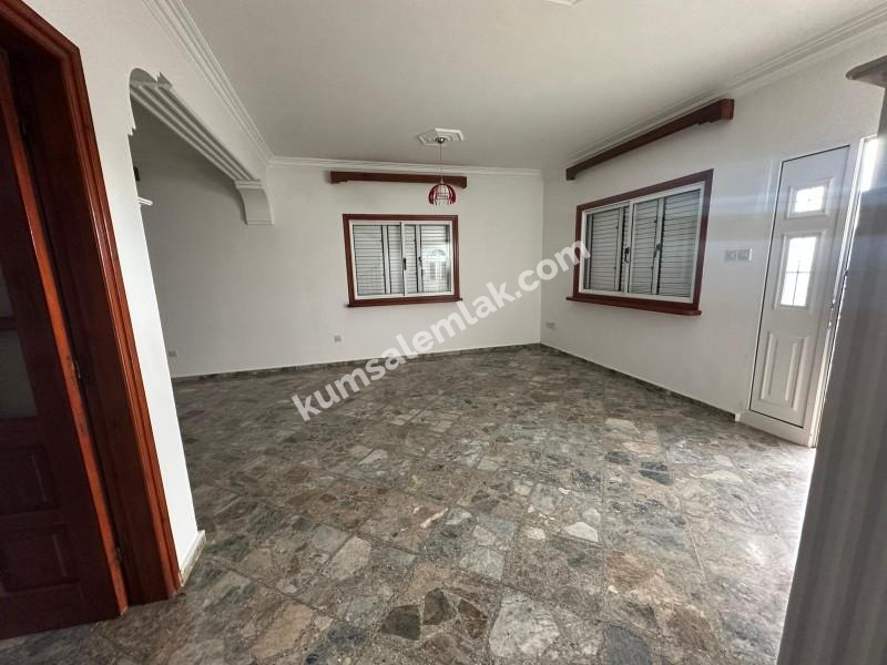 HAMİTKÖY' DE AYLIK ÖDEMELİ  EŞYASIZ MÜSTAKİL EV 