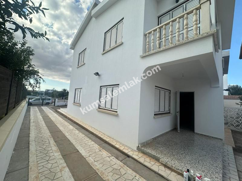 HAMİTKÖY' DE AYLIK ÖDEMELİ  EŞYASIZ MÜSTAKİL EV 