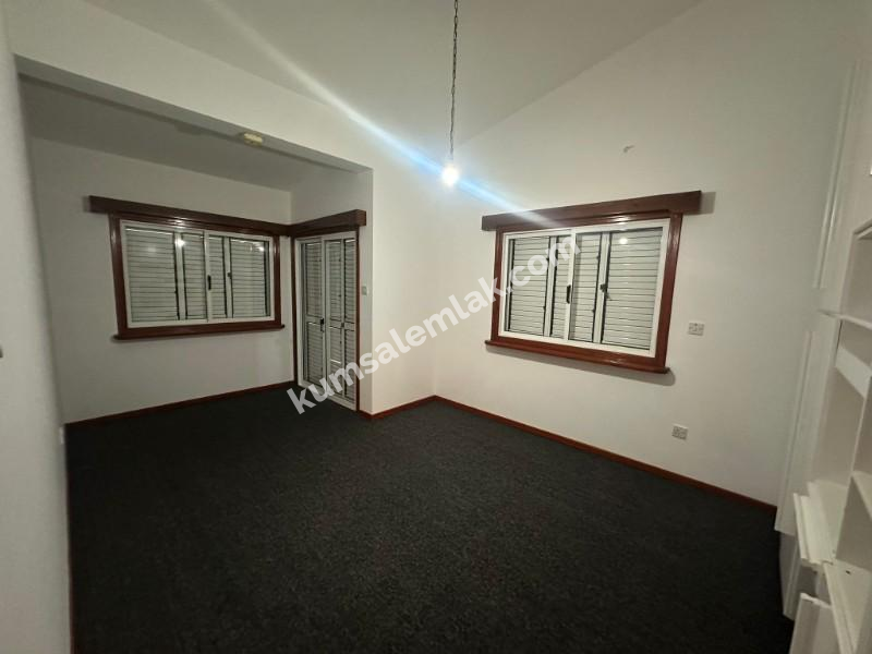 HAMİTKÖY' DE AYLIK ÖDEMELİ  EŞYASIZ MÜSTAKİL EV 