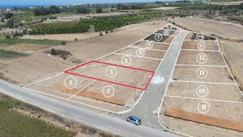 Lefke Cengizköyde Panaromik Deniz ve Dağ Manzaralı Türk Malı Satılık Arsa