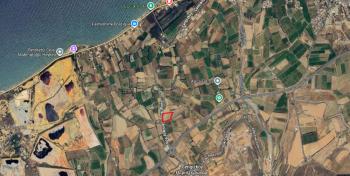 Lefke Cengizköyde Panaromik Deniz ve Dağ Manzaralı Türk Malı Satılık Arsa